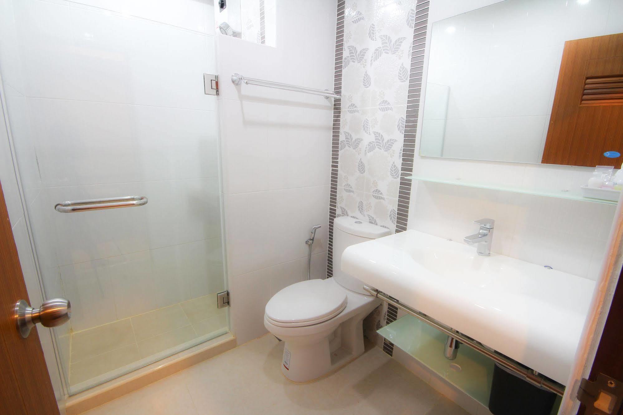 Hotel Phoothawee House Chiang Mai Zewnętrze zdjęcie
