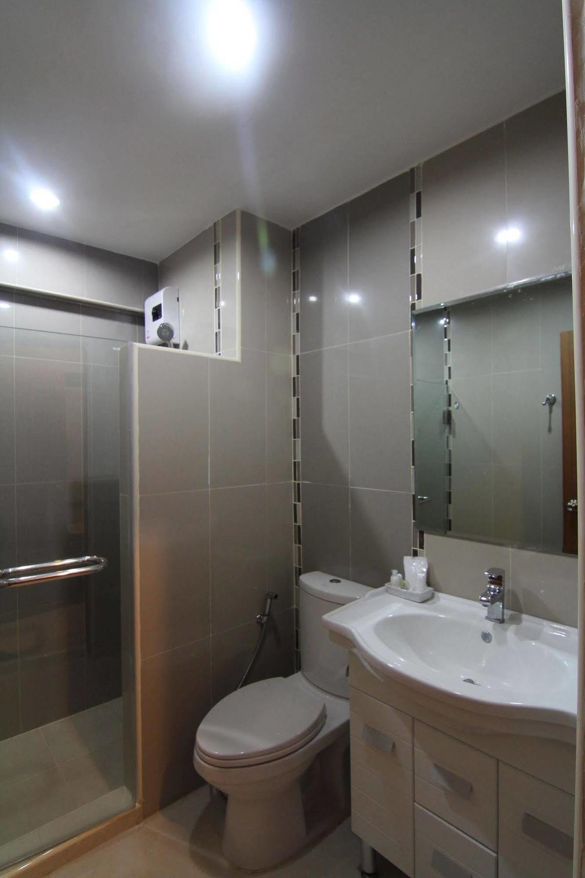 Hotel Phoothawee House Chiang Mai Zewnętrze zdjęcie