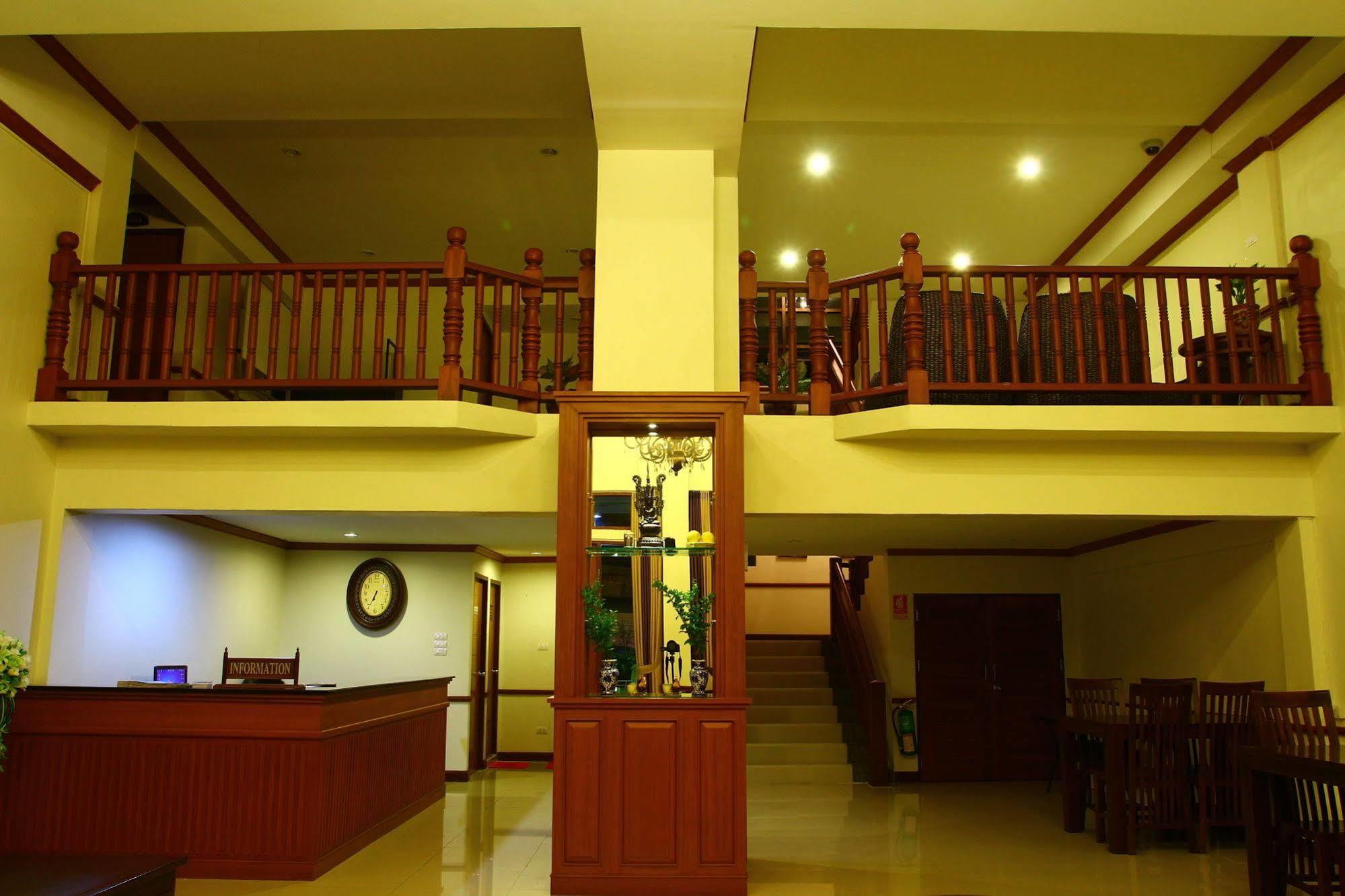Hotel Phoothawee House Chiang Mai Zewnętrze zdjęcie