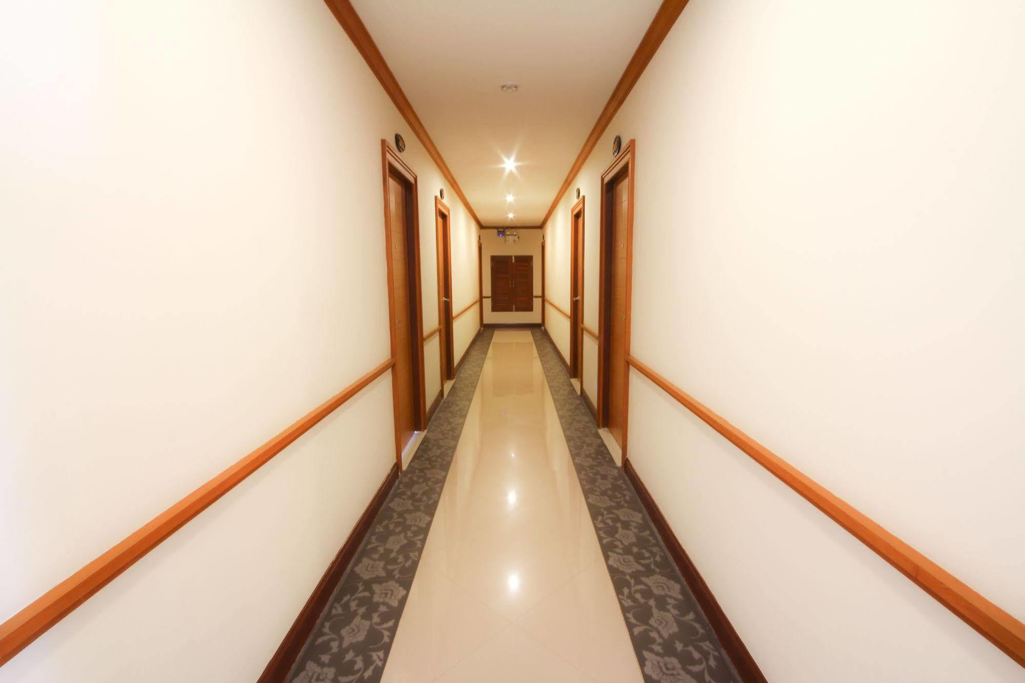 Hotel Phoothawee House Chiang Mai Zewnętrze zdjęcie